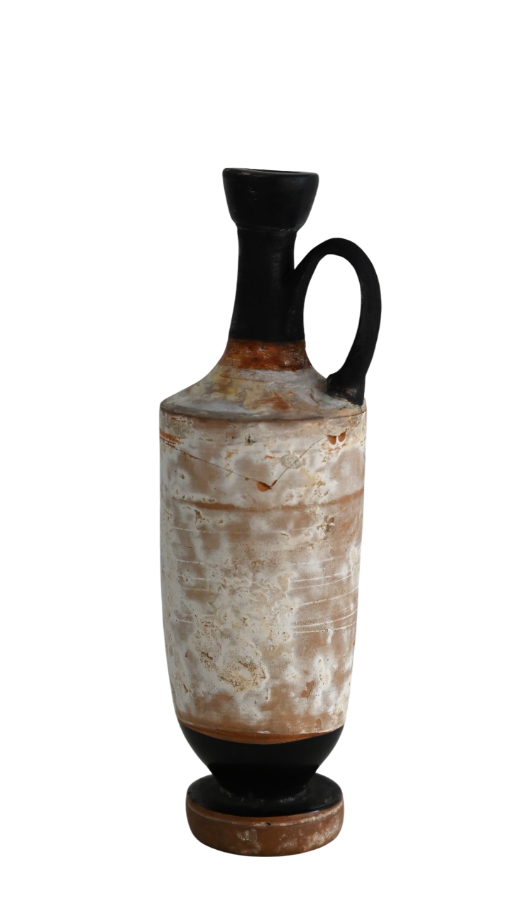 Attic white-ground lekythos, Greek pottery, 500–400 B.C., 22.5 cm